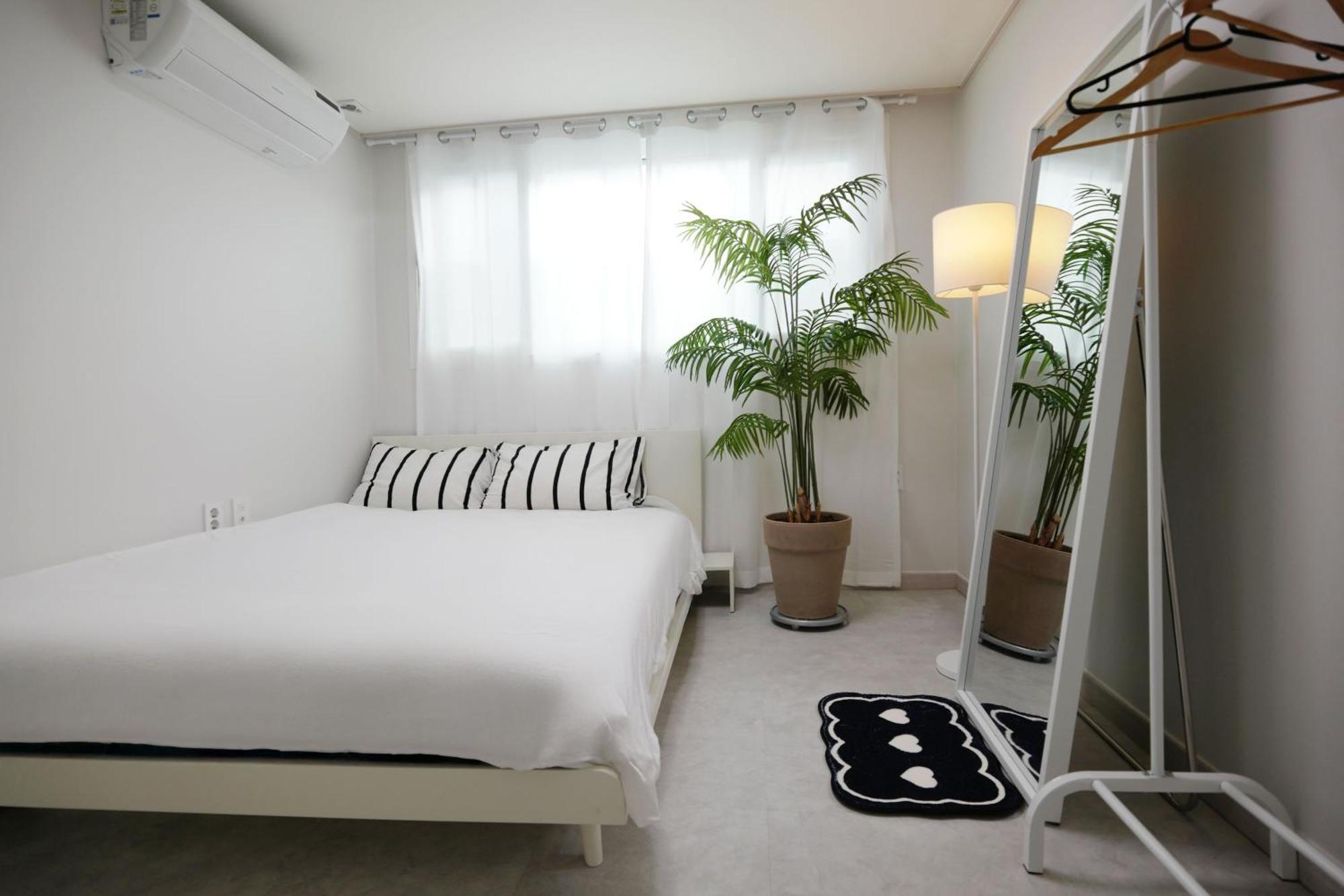 Apartament H House Yeonnam Seul Zewnętrze zdjęcie