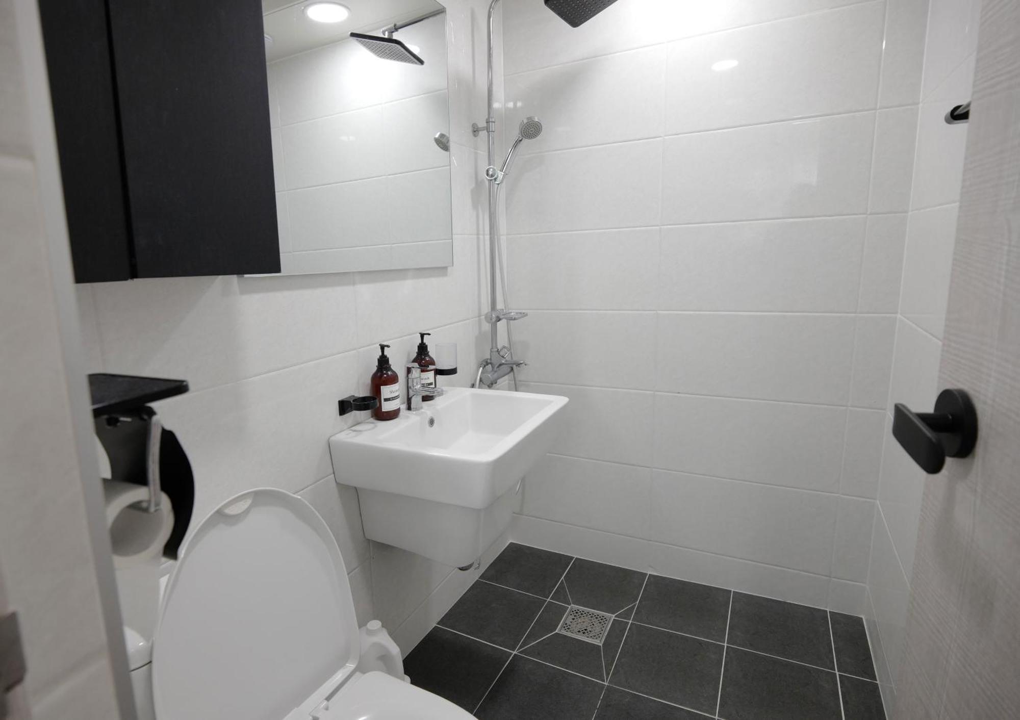 Apartament H House Yeonnam Seul Zewnętrze zdjęcie